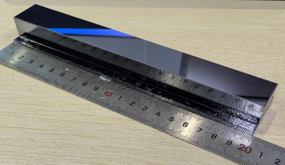 自研光学元件 自研光学元件