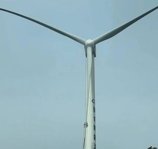 代表性工程案例:湖北协合新能源风机防冰技改项目和山东章丘无人机风机防冰技改项目。2 代表性工程案例:湖北协合新能源风机防冰技改项目和山东章丘无人机风机防冰技改项目。2