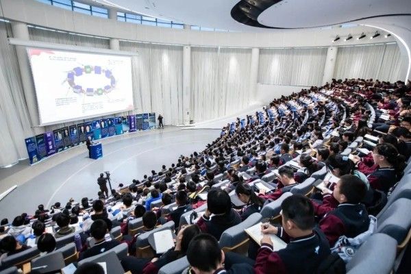 “同一堂课——解码国之重器”系列活动圆满收官