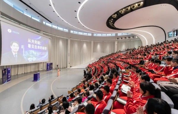 20251022_105812_011 20251022_105812_011