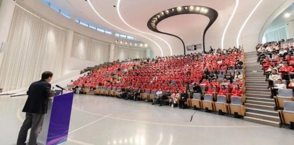 “同一堂课——解码国之重器”系列科普活动第三场成功举行 “同一堂课——解码国之重器”系列科普活动第三场成功举行