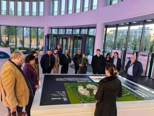 20251027_143235_032 20251027_143235_032