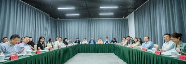 “探重器・强平台・深协同・促转化”北京市重点实验室与怀柔科学城科研设施调研对接活动(首医专场)顺利举办 “探重器・强平台・深协同・促转化”北京市重点实验室与怀柔科学城科研设施调研对接活动(首医专场)顺利举办